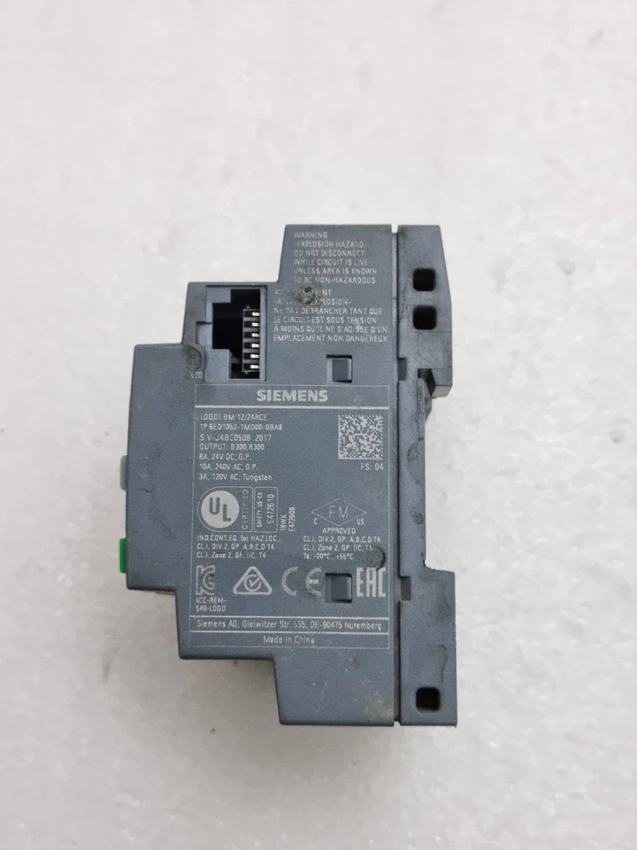 Siemens 6ED1052-1MD00-0BA8 BM 12/24RCE Logo Plc Controller 6ED10521MD000B8 Used